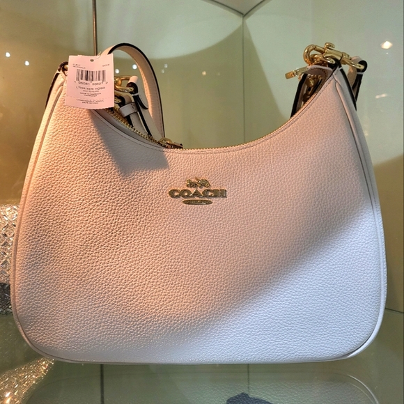 New! ☪️ Teri Hobo Bag in Gold/Chalk (Only 1 Left!) - Picture 5 of 13